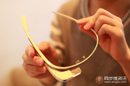 Google Glass 型到不需要朋友！