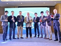 做极致聆听 鐵三角发布2013年耳机新品