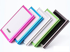 数码时尚 忆捷G90多彩设计尽显国际范