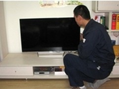 海尔“电视雨”掉落险遭网友拒绝