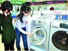 宝宝衣服 更要除尘除菌海尔热泵干衣机