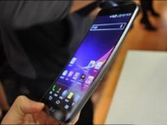 不止曲面屏 LG G Flex续航达4天