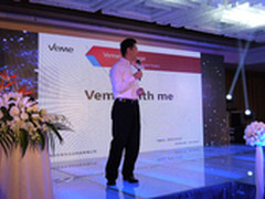 可刷卡还款 唯米发布首款跨界移动电源