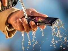 时尚三防手机 索尼L36h特惠售价2500元