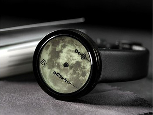 全球稀有限量款月球手表 预约价2198元