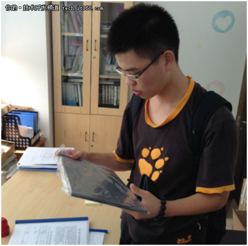 上海外国语大学新宠 Surface平板电脑 