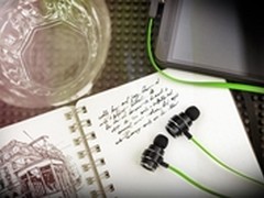 酷跑风格 RAZER发布全新“海神”耳机