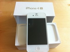 经典苹果半价卖 iPhone4S仅售2888元