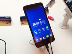 直降600元 中兴Memo 5S苏宁仅售1399元