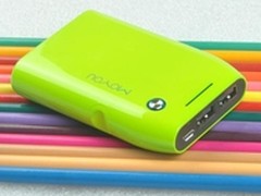 假期出行欢乐多 漫语比目鱼移动电源