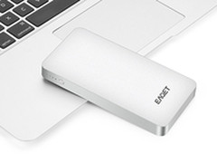 轻薄与容量的平衡 忆捷聚合物电源Thin5