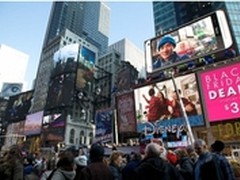 HTC纽约时代广场活动 网友齐秀最美照