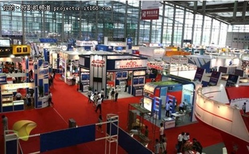 ������B100A �ⲩ����չ����֮��