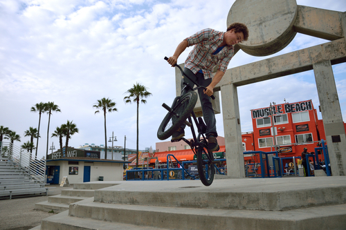 尼康d5300单反套机 18-55还是18-140