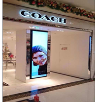 LG大屏助力COACH专卖店提升客户体验
