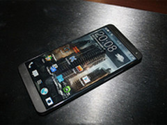 HTC M8背面清晰照曝光 依然金属质感