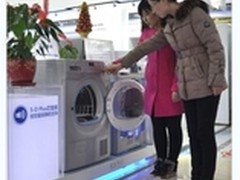 施工扬尘烦恼多 阳台晾衣受牵连