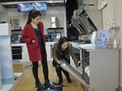 7万网友微博讨论“过年谁洗碗？”