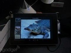 富士通触觉平板试玩屏幕可产生纹理触感