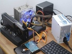 游戏平台忠实伴侣 金河田智能眼400W