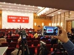 助力两会 酷派吹响中国4G第一的集结号