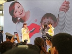 家博会：叶一茜亮相三星展台畅谈育儿经