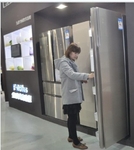 中国最大冰箱亮相家博会可达99.9%杀菌