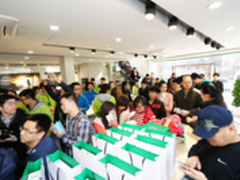 极速4G闪充 OPPO Find 7轻装版首销火爆