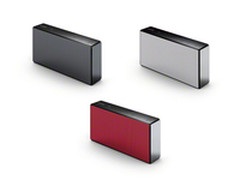 续航长达8小时 索尼全新无线小音箱上市