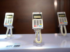 降成本 拉卡拉手机收款宝受理金融IC卡