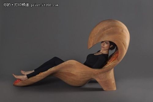 模拟子宫环境 3D打印出非常好的舒适躺椅