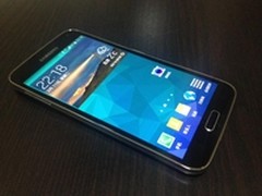依旧领跑，三星Galaxy S5内外抢先赏析