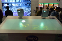 近在咫尺美在天涯  明基超短焦投影