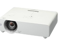 松下BX55NC高亮工程机 12999元送激光笔