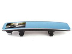 曲面高清双镜头行车记录仪 纽曼K4曝光