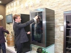酒柜能给手机发短信，你信吗？