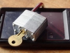 手机泄密容易 艾奇数据恢复且用且珍惜