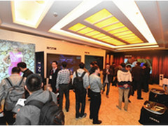 极致视界 INESA激光电视亮相SIAV 2014