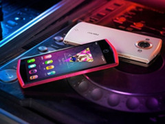 前后1300万像素美颜 美图手机2苏宁预约