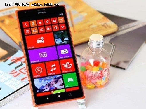 + Lumia 1520ѷ3599