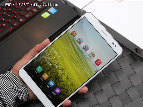 华为荣耀X1仅1859 高续航大屏手机推荐-IT168