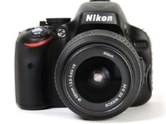 3寸92万像素液晶屏 尼康D3200售价3880