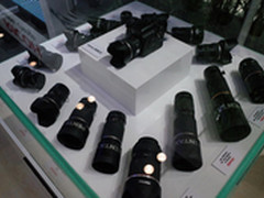 巨星闪耀PENTAX645Z正式亮相2014P&E展