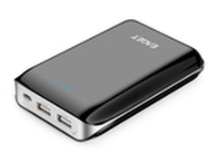 超跑外形移动电源 忆捷黑金刚T10卖99元