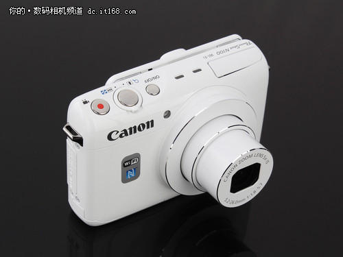 双重拍摄乐趣 佳能PowerShot N100试用