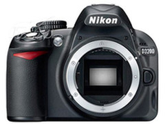 支持3D追焦功能 尼康D3200套机售价3000