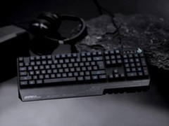 彪悍巅峰游戏键盘 讯拓铁甲蜂刃热销