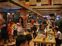 球迷齐聚，中搜打造北京德国主场