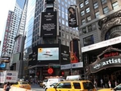 中国创造 takee全息手机现纽约时代广场