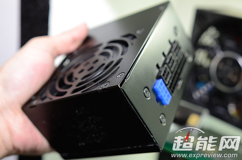 火星科技 银欣推出600W SFX规格小电源